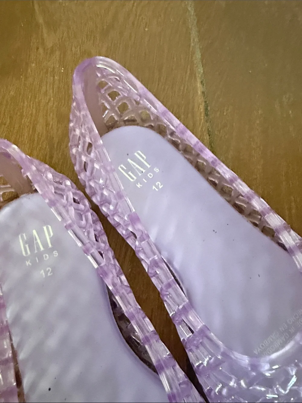 GAP flexible woven
